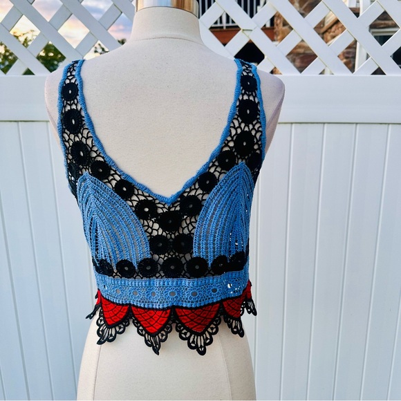 HOT & DELICIOUS KNITTED CROP TOP - Picture 8 of 16